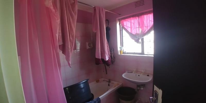 2 Bedroom Property for Sale in Tuscany Glen Western Cape
